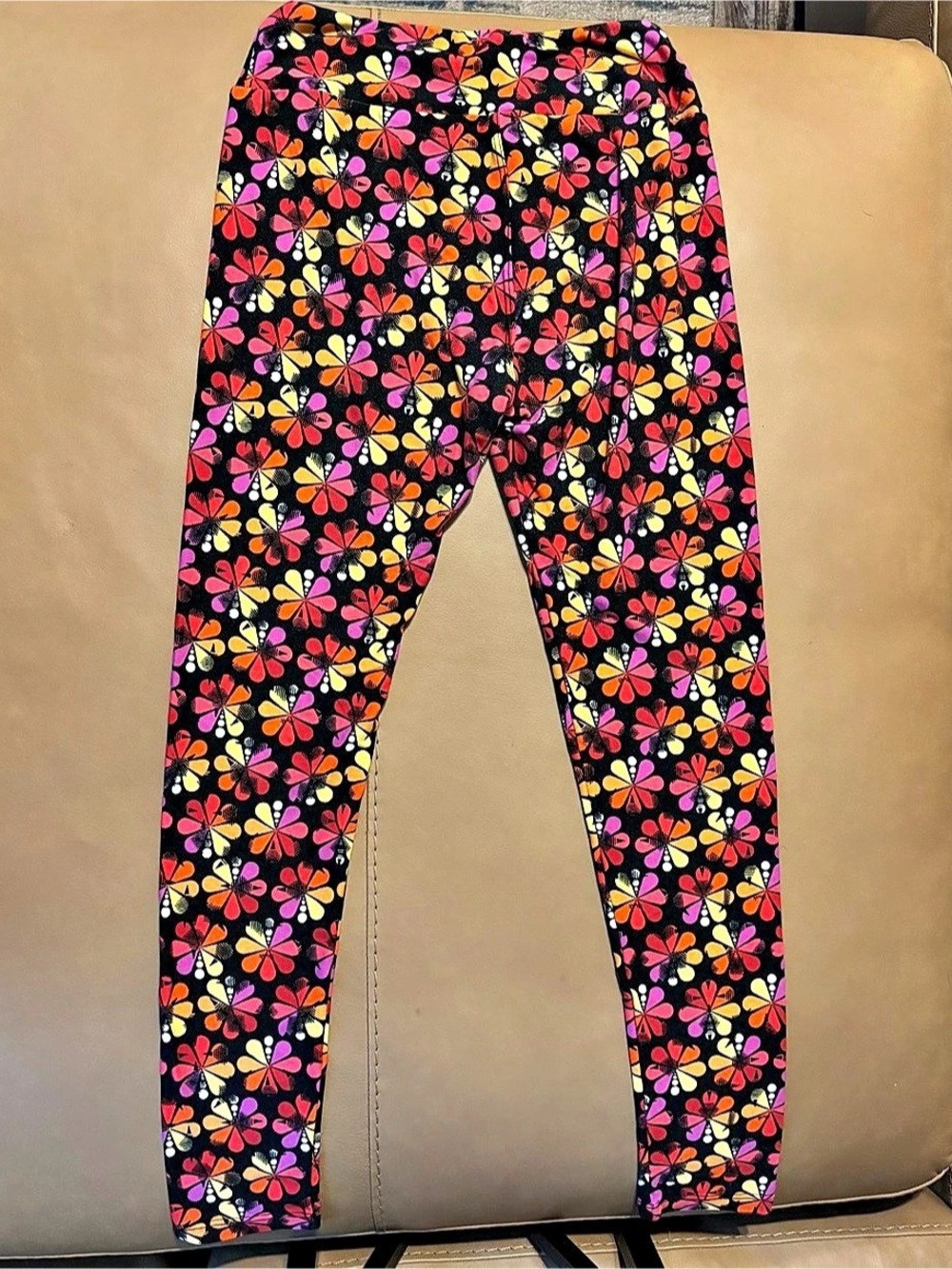LuLaRoe Print Leggings Print Floral Leggings Black & Multicolor